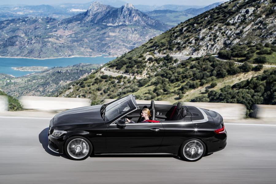  Mercedes-AMG C43 4Matic Cabriolet 2016 года  (фото 1 из 39)